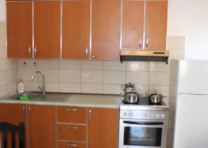 Apartment Deni's Family In New Blvd *