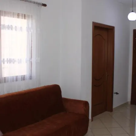 Deni's Family In New Blvd Apartmán Tirana
