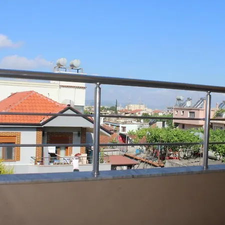 Apartment Deni's Family In New Blvd Tirana