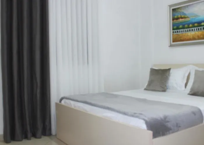 Deni's Family In New Blvd דירה *